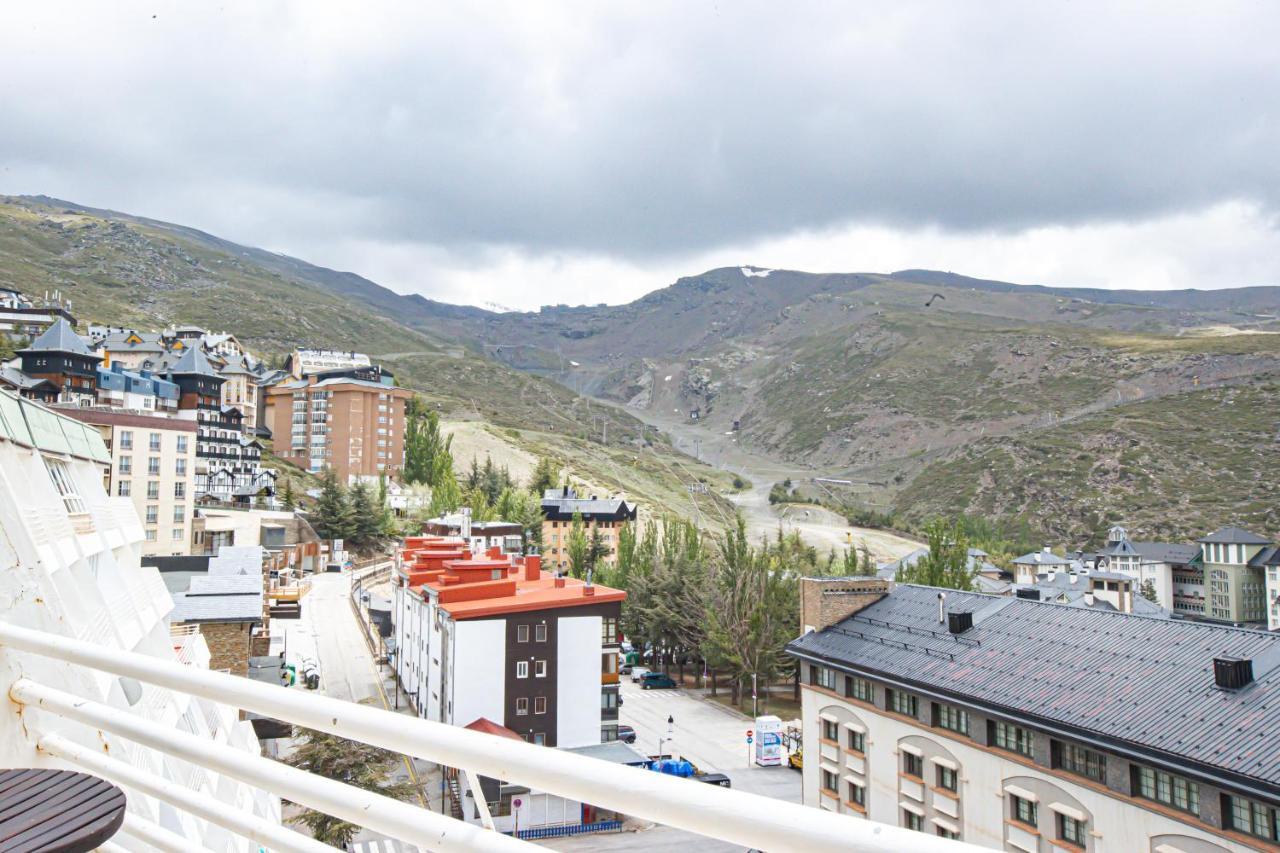 Holidays, Mont Blanc Estudio En Pradollano & Parking Sierra Nevada Exterior foto